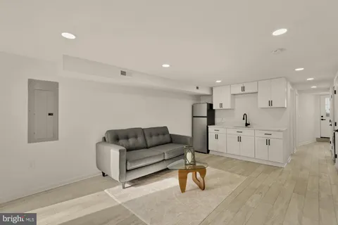 $750,000 | 1120 Owen Place Northeast, Washington, DC 20002