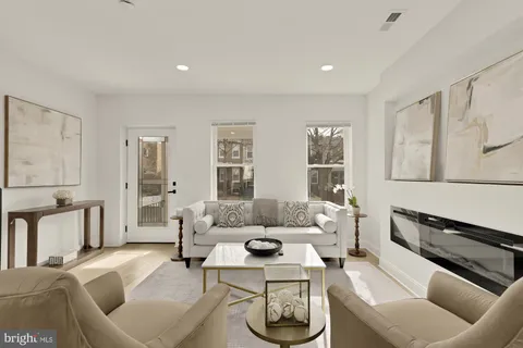 $750,000 | 1120 Owen Place Northeast, Washington, DC 20002