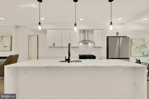 $750,000 | 1120 Owen Place Northeast, Washington, DC 20002