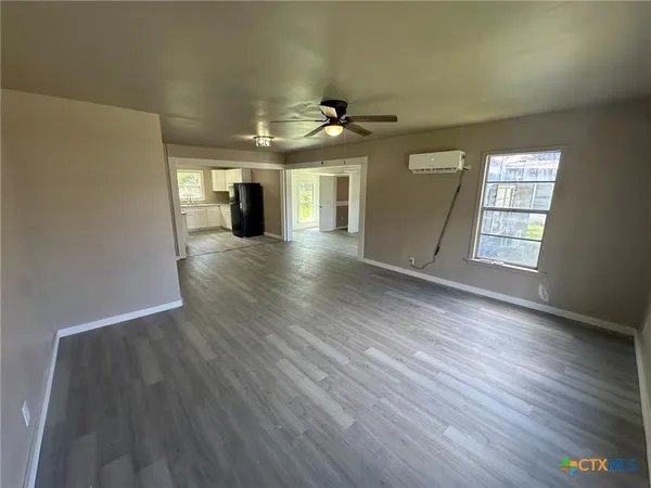 $1,600 | 1903 Glendale Street, Victoria, TX 77901