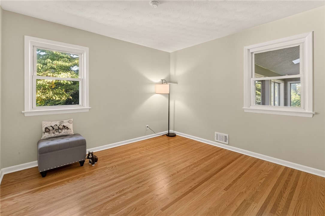 37 Ridge Port Circle Irondequoit, NY 14617 - Photo 21 of 41 Bedroom 3