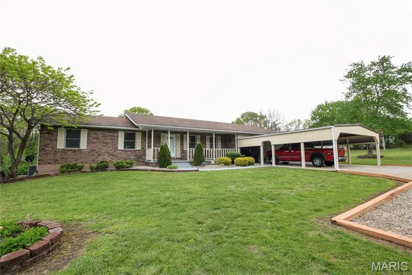 $359,000 | 210 South Patton Street, Newburg, MO 65550