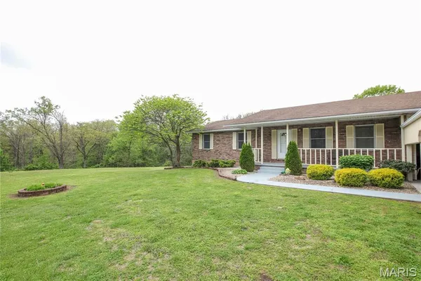 $359,000 | 210 South Patton Street, Newburg, MO 65550