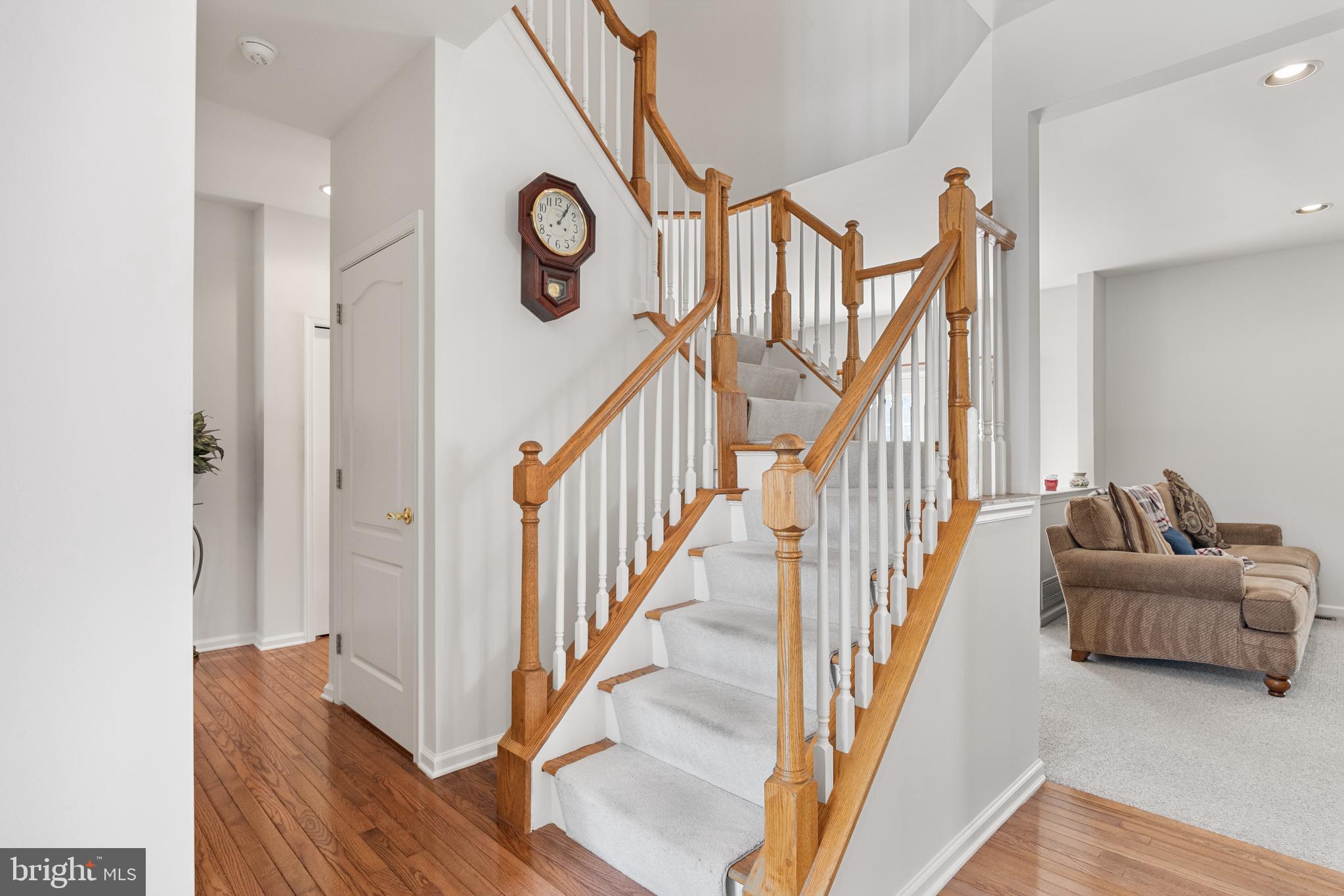 49 Cranberry Lane Delran, NJ 08075 - Photo 18 of 33 a living room with furniture and a wooden floor