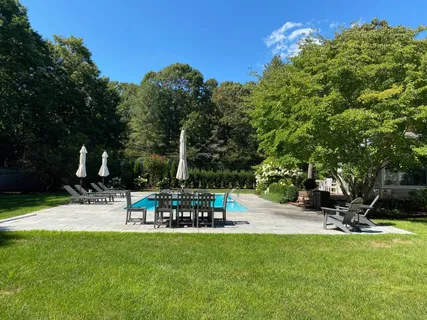 16 Franklin Avenue, Quiogue, NY 11978