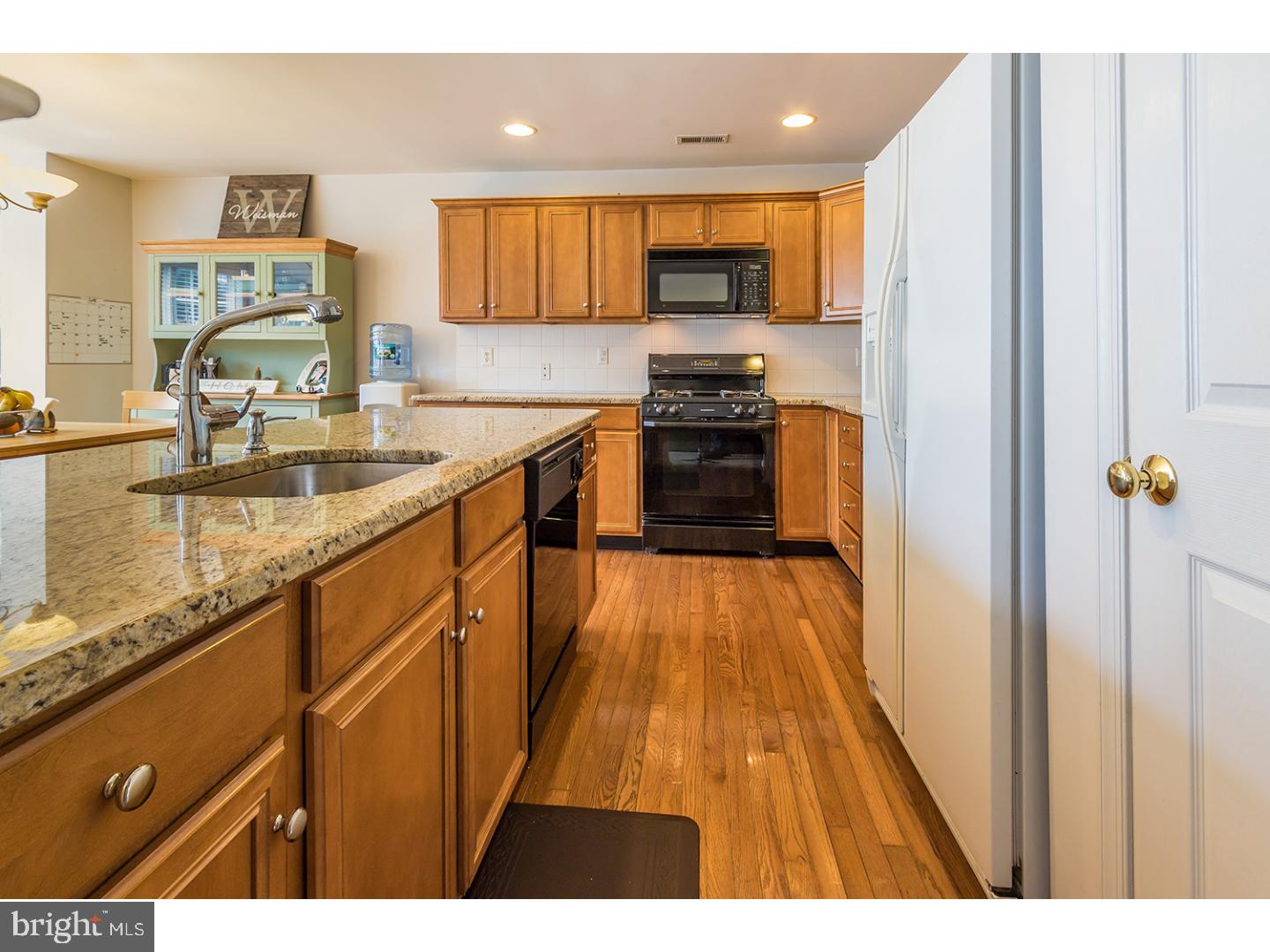 67 Hogan Way Moorestown, NJ 08057 - Photo 5 of 25