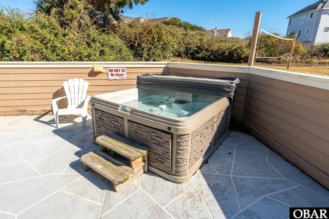 $1,399,000 | 475 Island Lead Road, Corolla, NC 27927