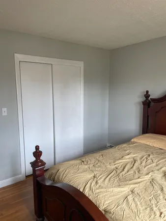 $2,400 | 4 Brook Road, Unit 8, Salem, NH 03079