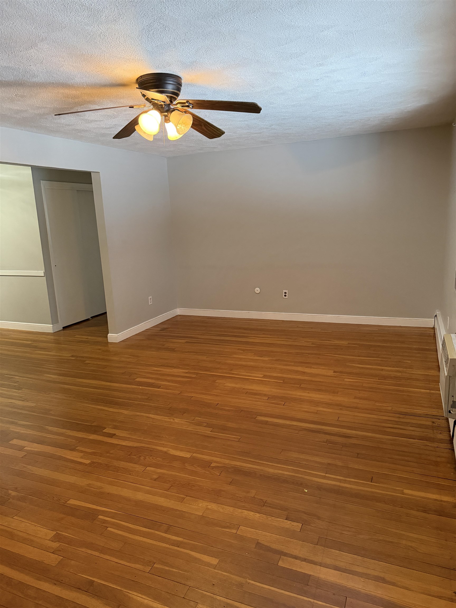 4 Brook Road, Unit 8 Salem, NH 03079 - Photo 23 of 31