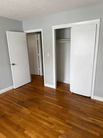 $2,400 | 4 Brook Road, Unit 8, Salem, NH 03079