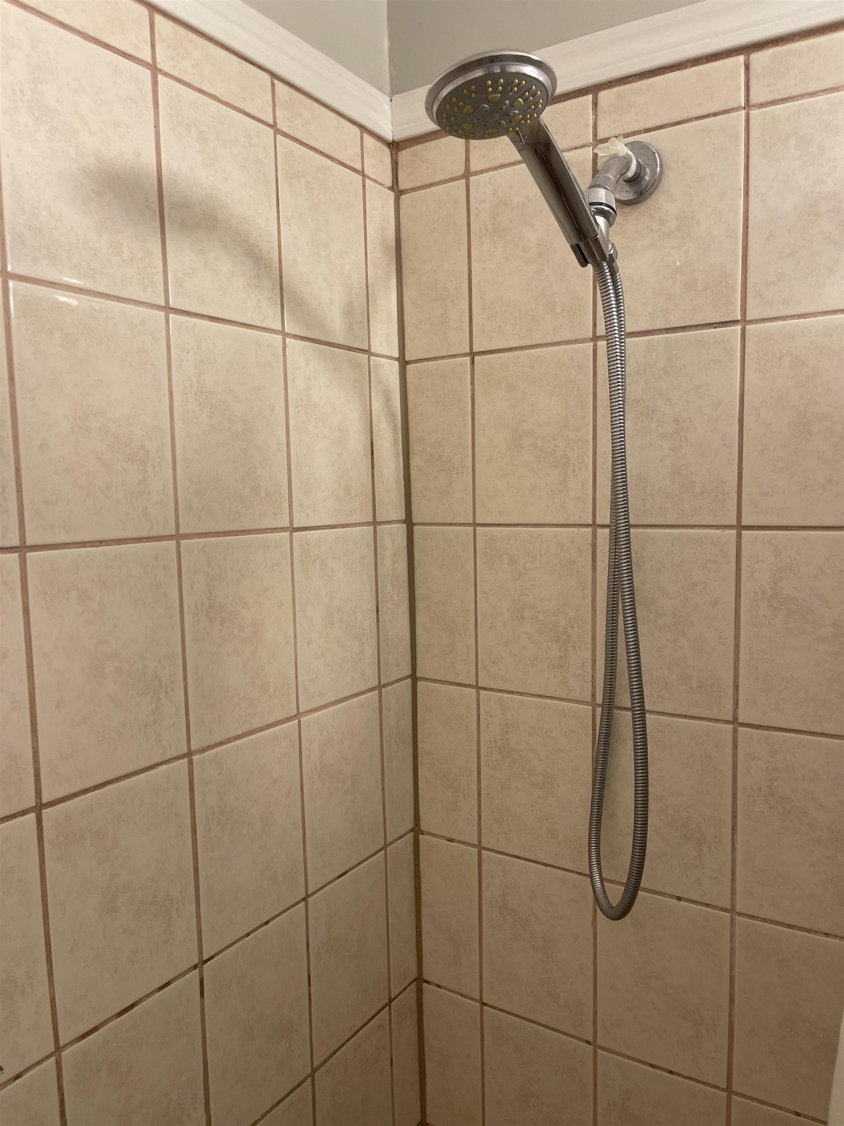 4 Brook Road, Unit 8 Salem, NH 03079 - Photo 9 of 31