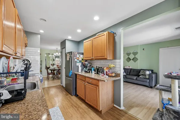 $250,000 | 452 Girard Street, Unit 356, Gaithersburg, MD 20877