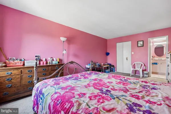 $250,000 | 452 Girard Street, Unit 356, Gaithersburg, MD 20877