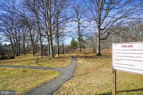 $250,000 | 452 Girard Street, Unit 356, Gaithersburg, MD 20877