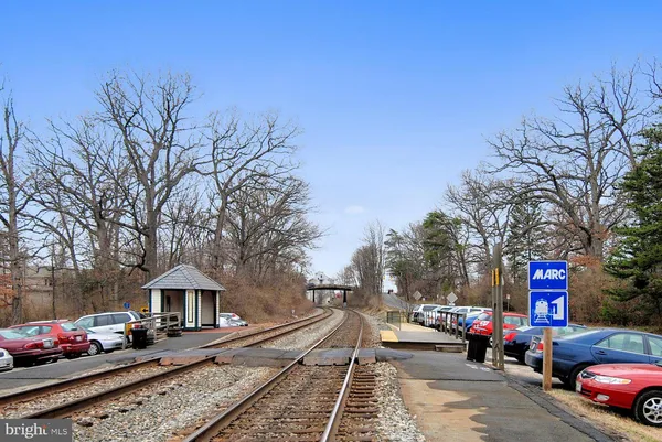 $250,000 | 452 Girard Street, Unit 356, Gaithersburg, MD 20877