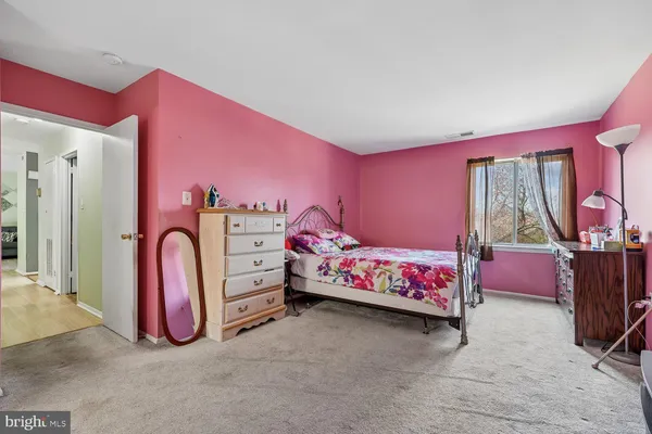 $250,000 | 452 Girard Street, Unit 356, Gaithersburg, MD 20877