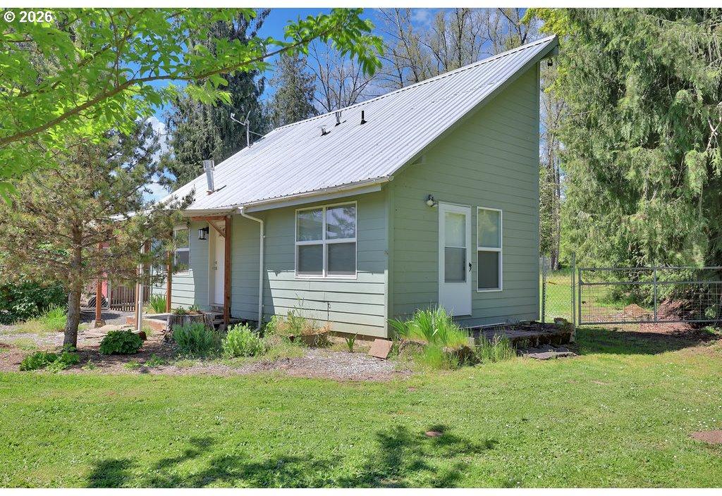 38277 Wheeler Road Dexter, OR 97431 - Photo 31 of 47 Accessory Dwelling Unit
