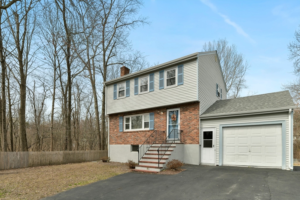 69 Goshen Road Dedham, MA 02026 - Photo 3 of 25 Gallery Image 3