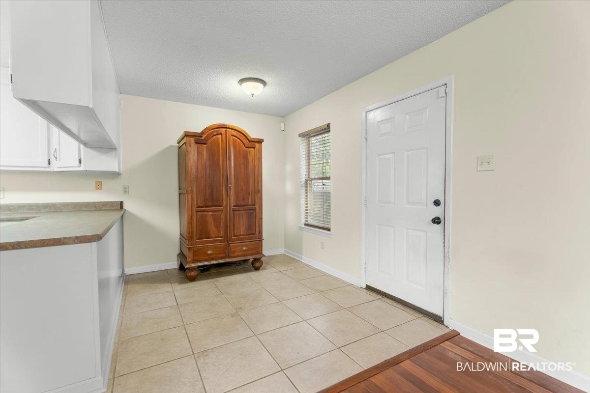 23080 Rochelle Loop Robertsdale, AL 36567 - Photo 9 of 21