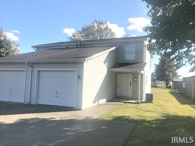 701 East Eisenhower Ln