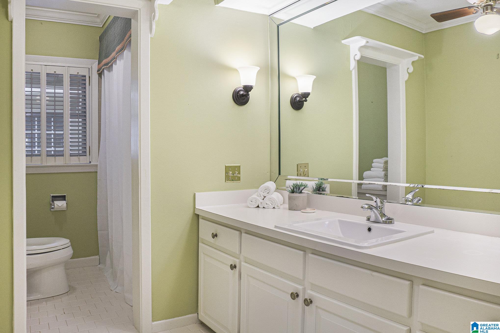 329 Shades Crest Road Birmingham, AL 35226 - Photo 21 of 33
