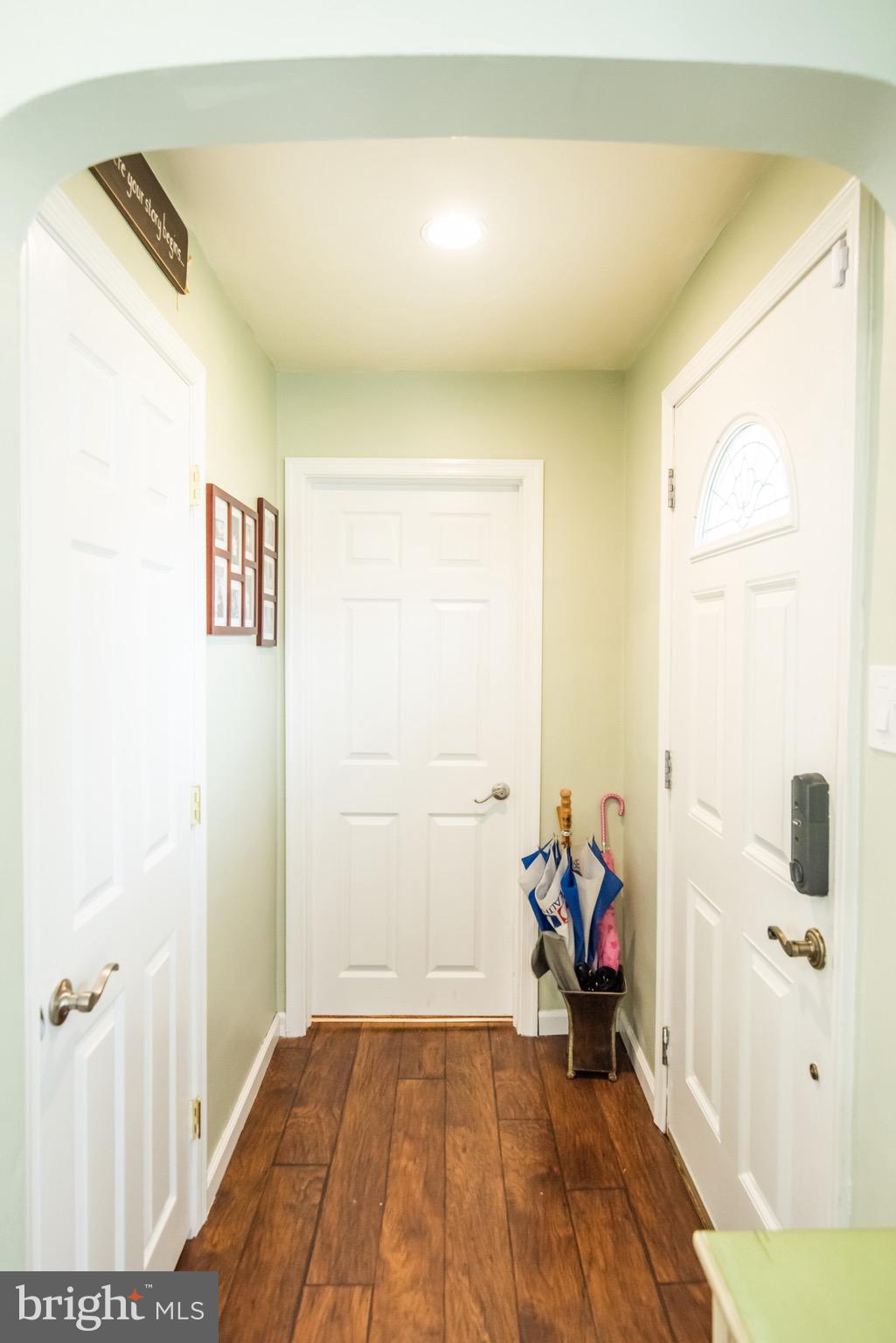 321 Warren Road Hatboro, PA 19040 - Photo 13 of 48 Hallway