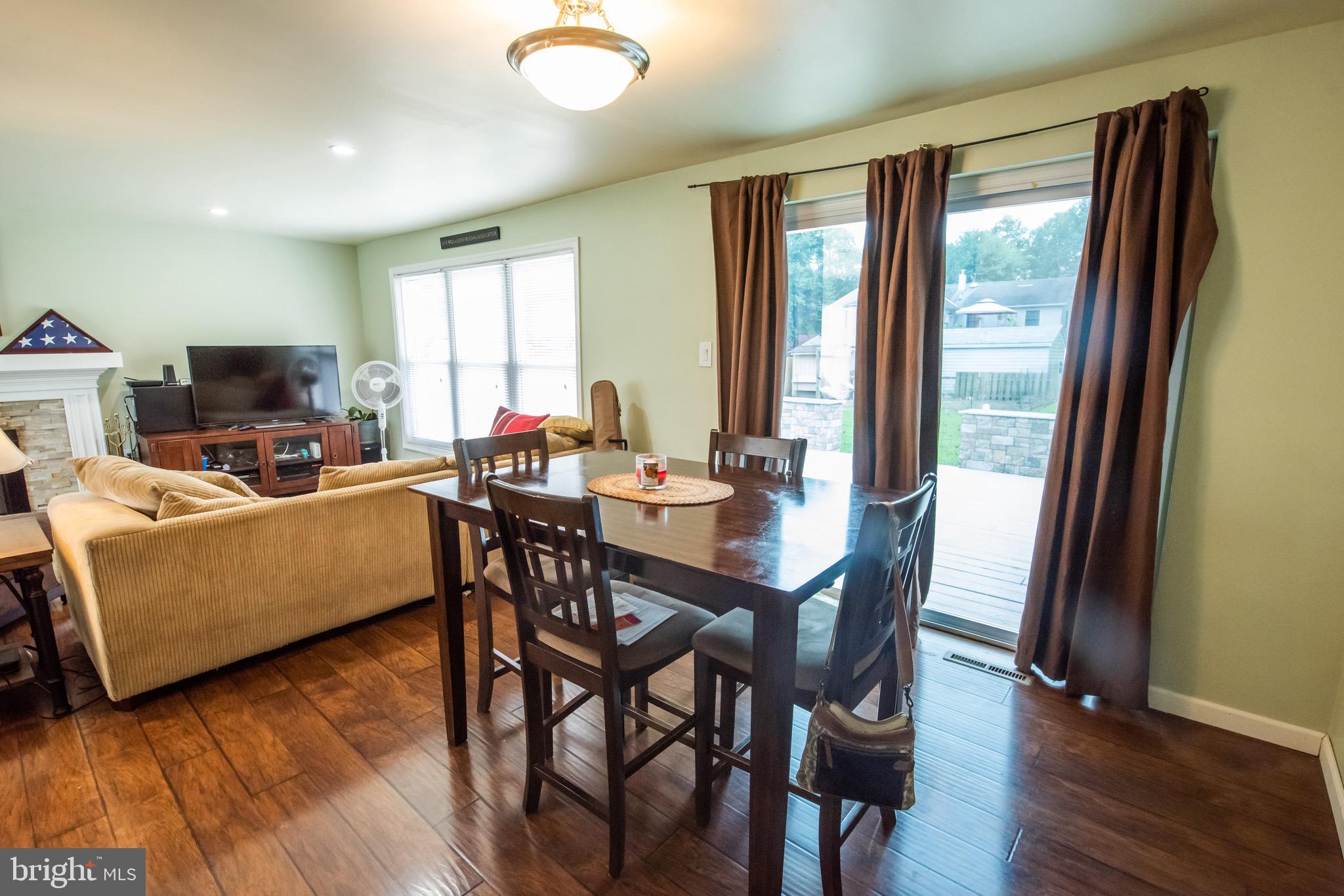 321 Warren Road Hatboro, PA 19040 - Photo 22 of 48 Dining Room