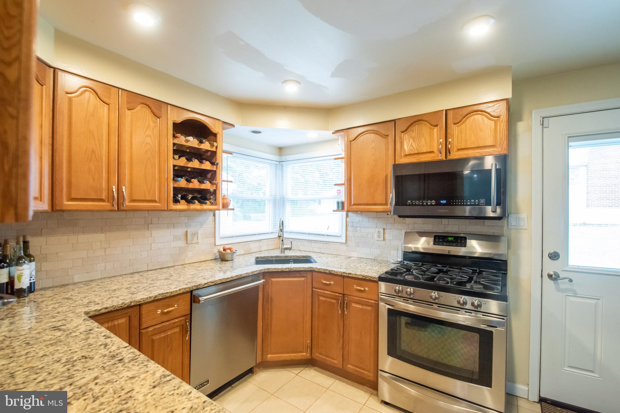 321 Warren Road Hatboro, PA 19040 - Photo 24 of 48 Kitchen