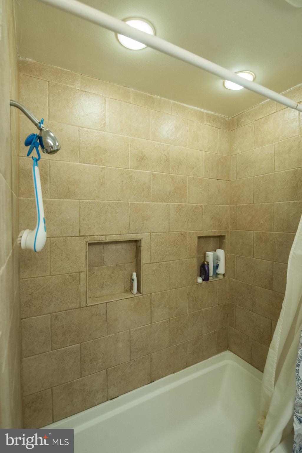 321 Warren Road Hatboro, PA 19040 - Photo 35 of 48 Bathroom