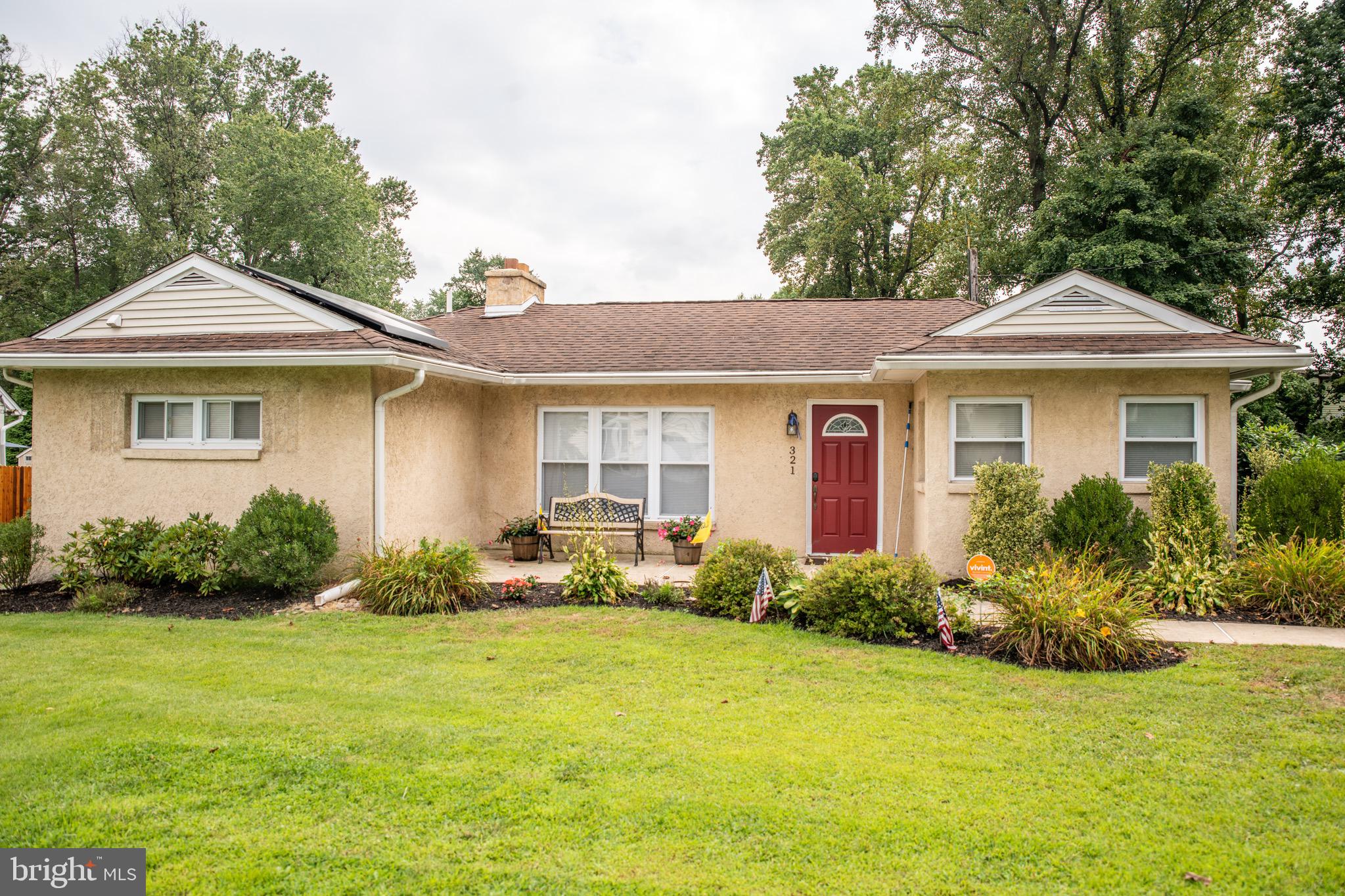 321 Warren Road Hatboro, PA 19040 - Photo 5 of 48 Exterior Front