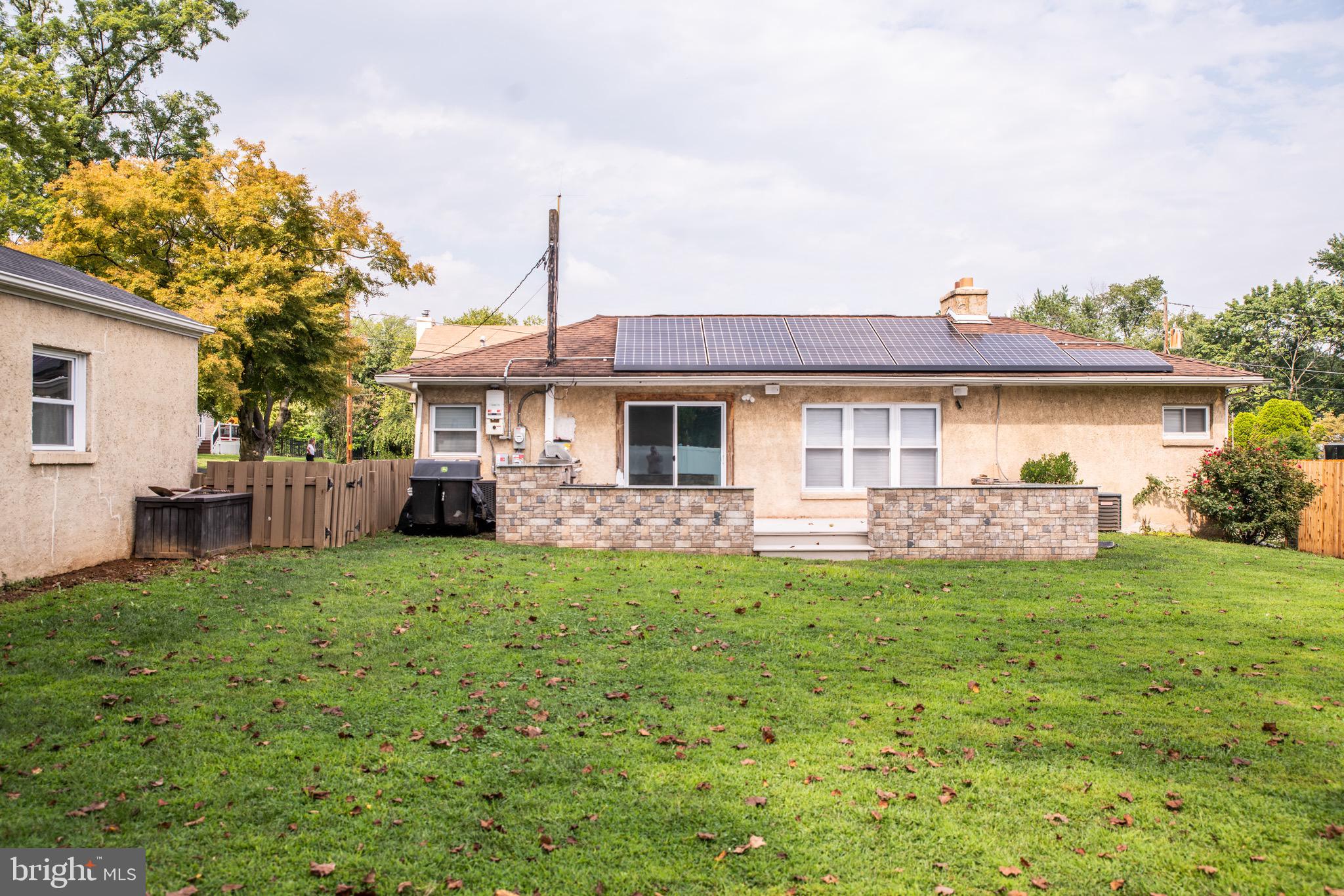 321 Warren Road Hatboro, PA 19040 - Photo 41 of 48 Exterior Back