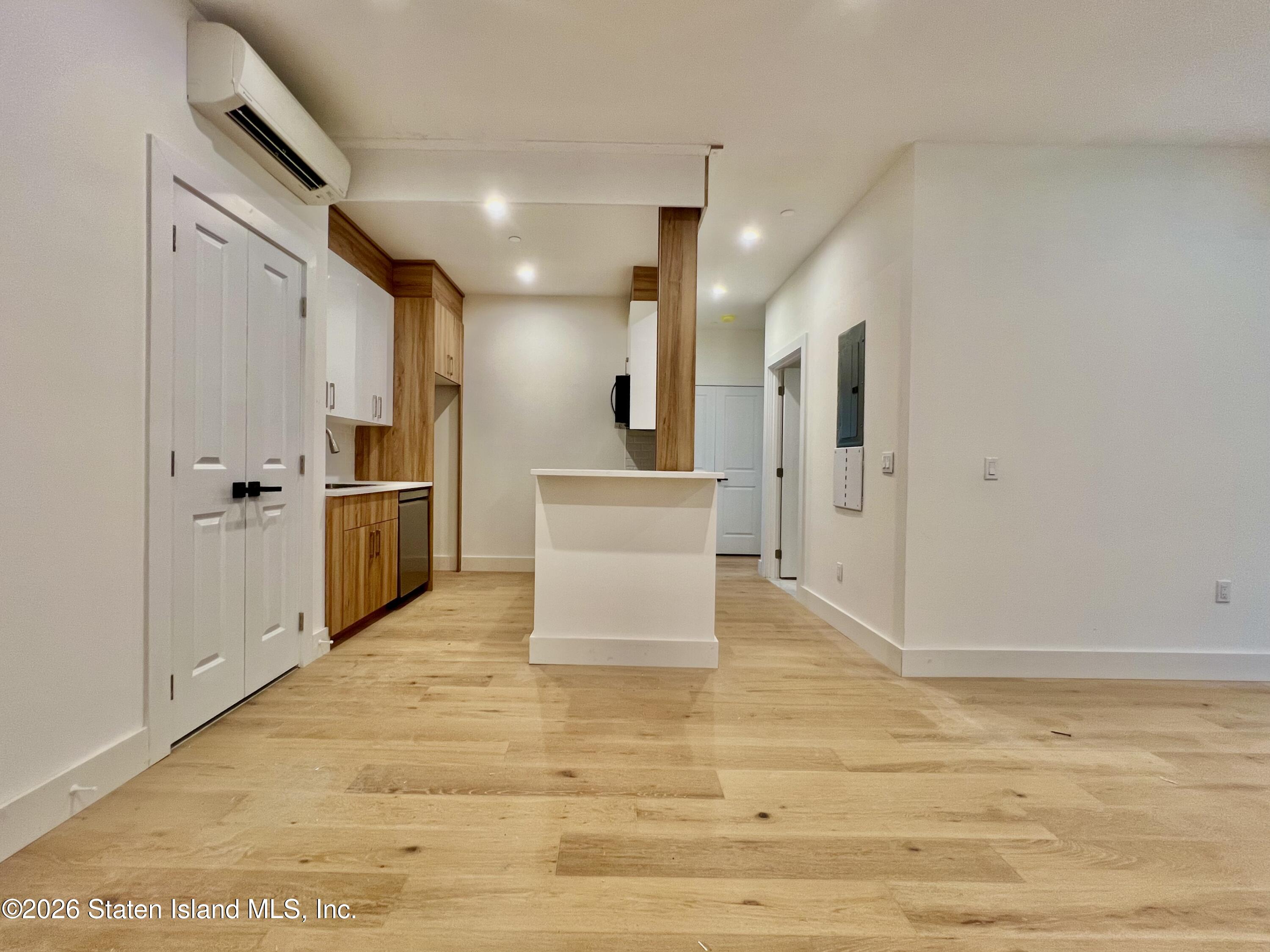 3865 Amboy Road, Unit 2A Staten Island, NY 10308 - Photo 19 of 38 IMG_1946