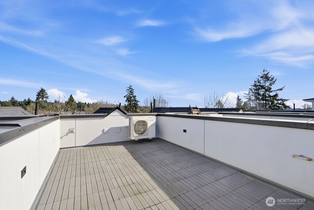8553 Midvale Avenue North, Unit C Seattle, WA 98103 - Photo 19 of 21