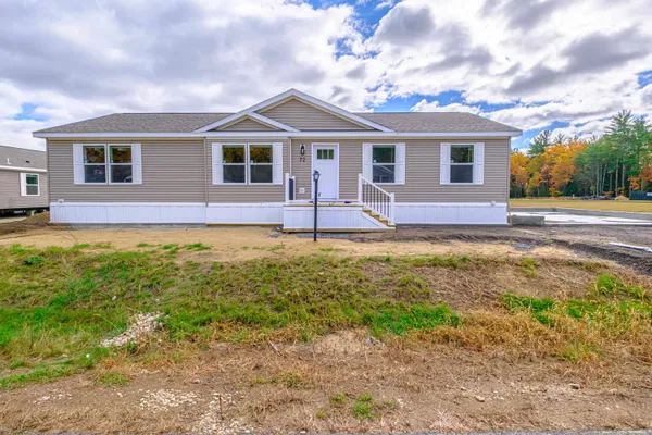 $399,900 | 72 Diamondback Drive, Rochester, NH 03868