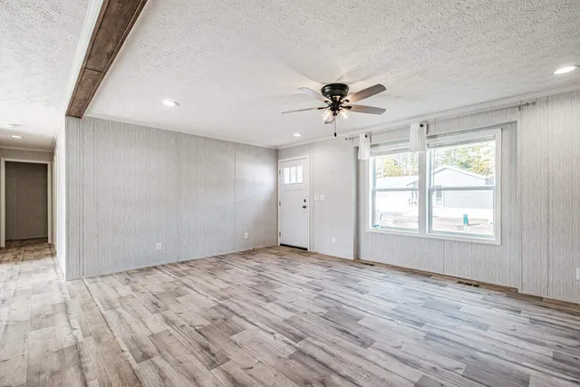 $399,900 | 72 Diamondback Drive, Rochester, NH 03868