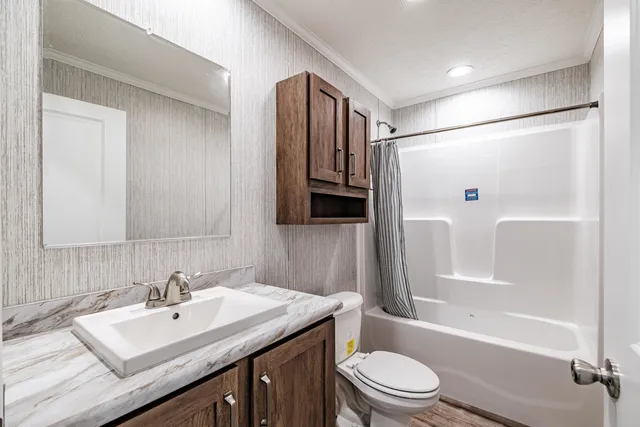 $399,900 | 72 Diamondback Drive, Rochester, NH 03868