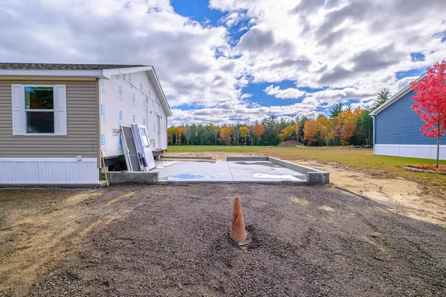 $399,900 | 72 Diamondback Drive, Rochester, NH 03868