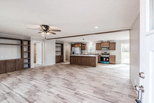 $399,900 | 72 Diamondback Drive, Rochester, NH 03868