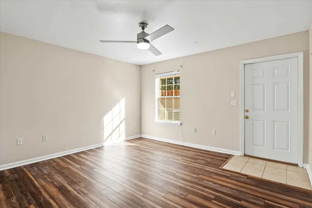 $156,500 | 4434 Gearhart Road, Unit 1301, Tallahassee, FL 32303