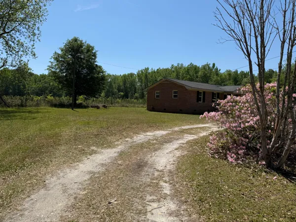 $219,000 | 734 Foxboro Road, Marion, SC 29571