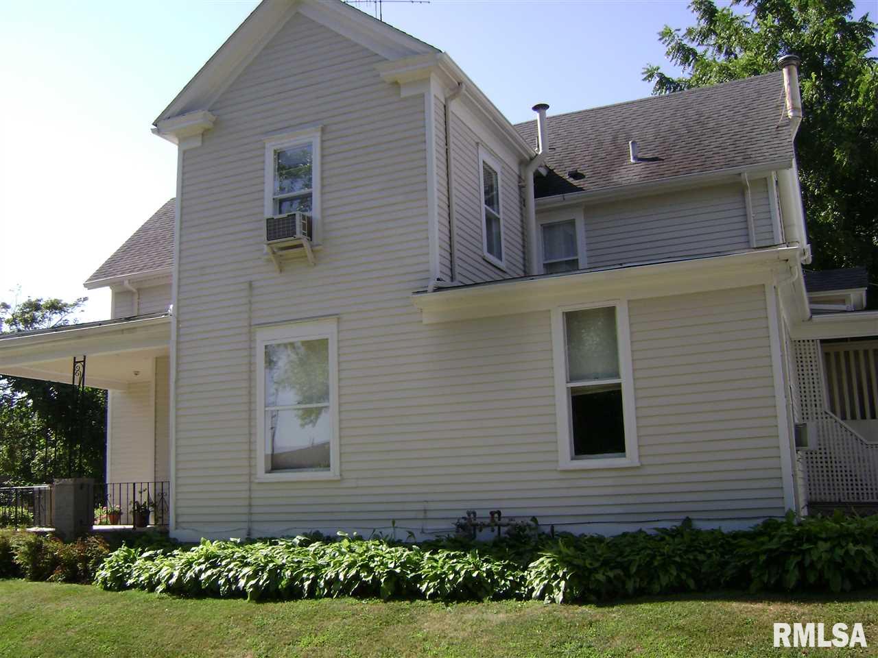 1003 South 8th Street Springfield, IL 62703 - Photo 3 of 13