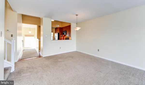 $3,000 | 2810 Yarling Court, Falls Church, VA 22042