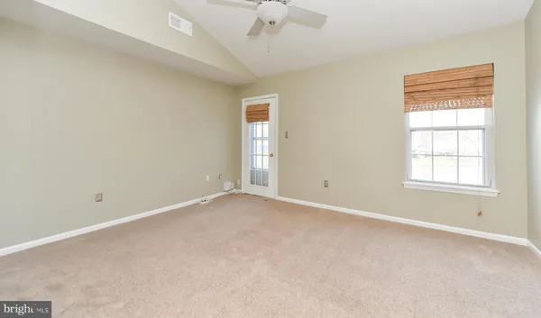 $3,000 | 2810 Yarling Court, Falls Church, VA 22042