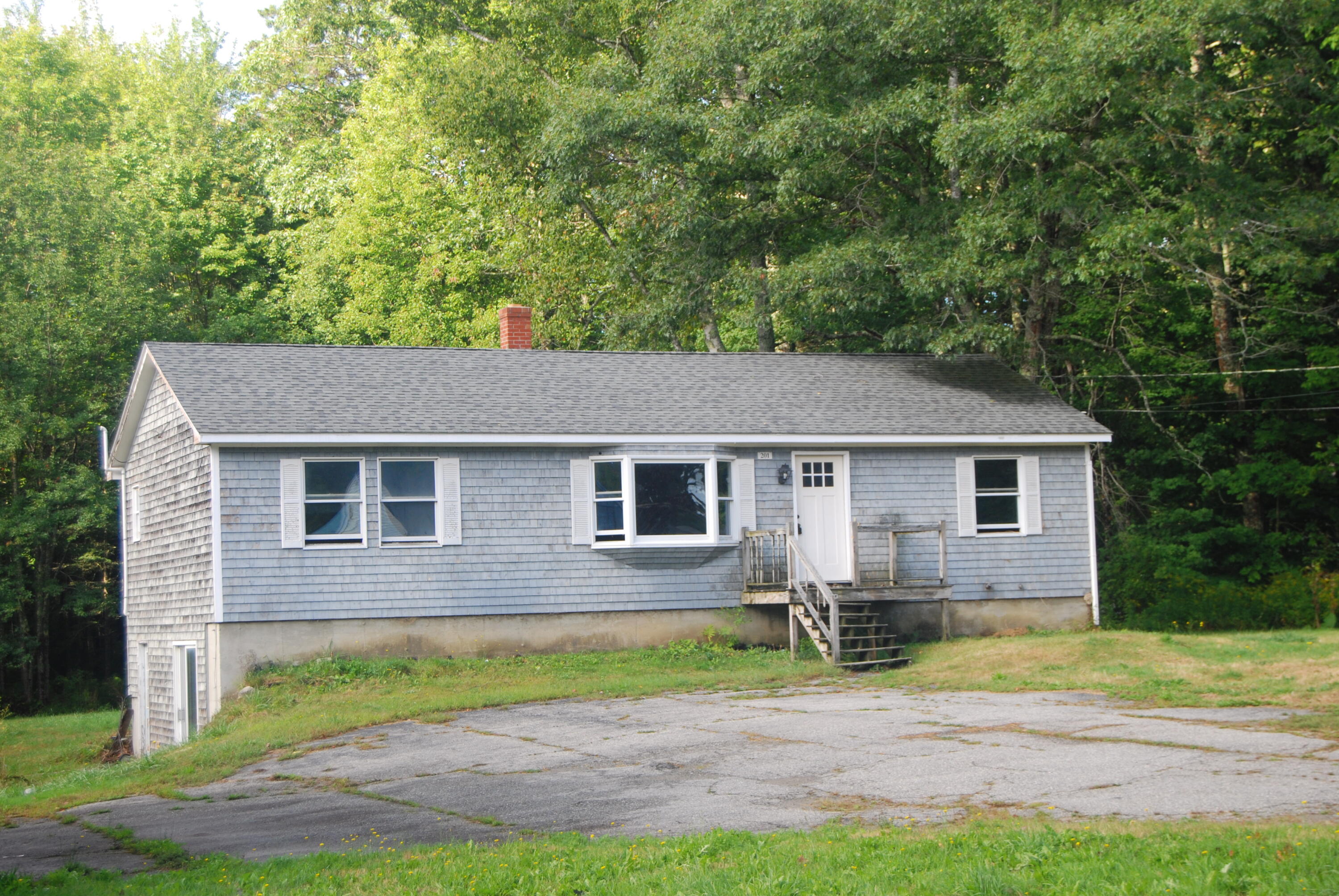 201 Medomak Road Bremen, ME 04551 - Photo 2 of 18 DSC_0186