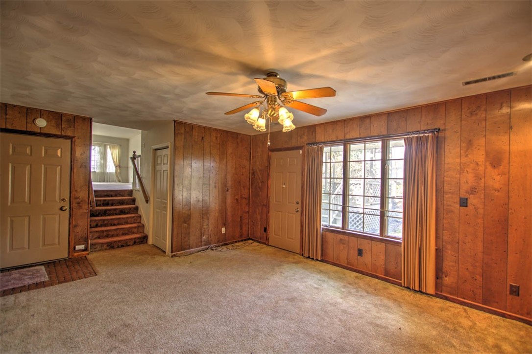 1225 West Pineview Court Decatur, IL 62526 - Photo 15 of 36 Gallery Image 15