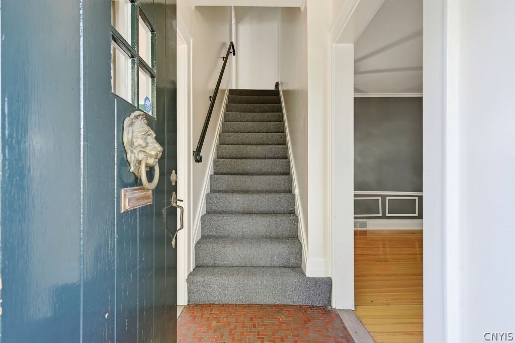 108 Dewittshire Road Syracuse, NY 13214 - Photo 11 of 39 Gallery Image 11