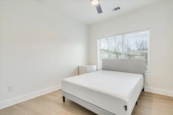 $4,000 | 3000 Duval Street, Unit 303, Austin, TX 78705