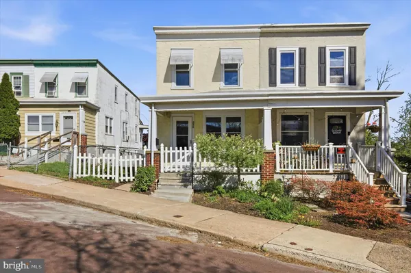 $2,100 | 226 North Warren Street, Pottstown, PA 19464