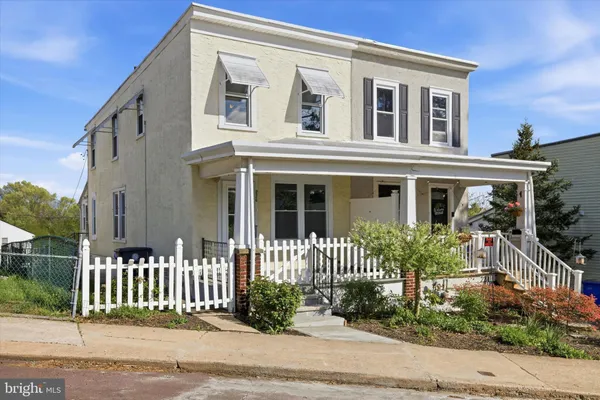 $2,100 | 226 North Warren Street, Pottstown, PA 19464