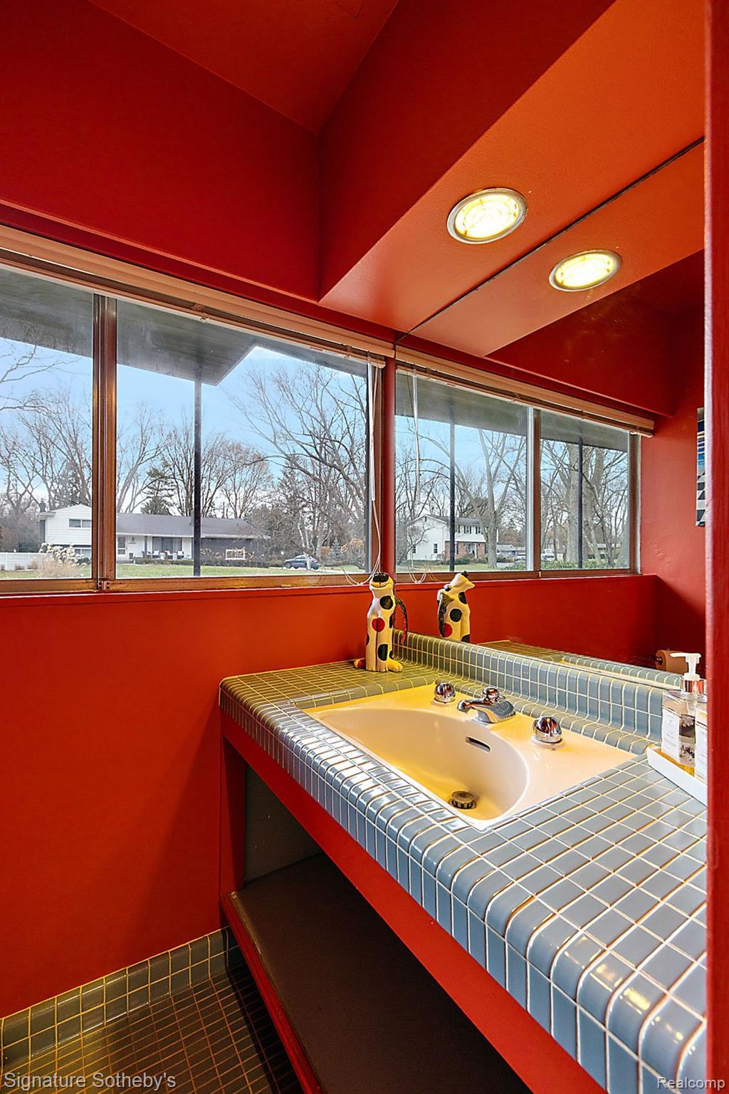 5535 Crabtree Road Bloomfield Hills, MI 48301 - Photo 17 of 34 Gallery Image 17